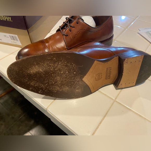 Johnston & Murphy Mens Dress Shoes SZ-9.5 (Like New only worn to try them on.) main image 2